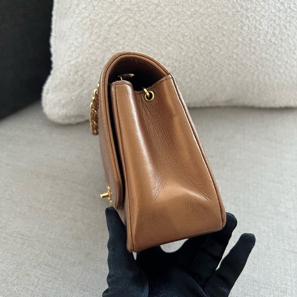 ♻️Auth Chanel Bronze Classic Diana Flap Small RARE Vintage PreLoved - Picture 5 of 15